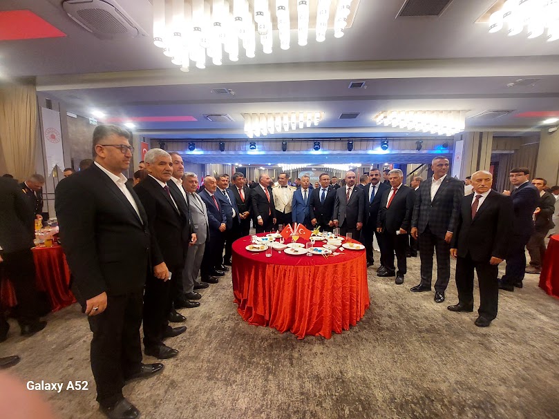 ALİ ÇALGAN: “30 AĞUSTOS, ESARETİ KABUL ETMEYECEĞİMİZİN DÜNYAYA İLANIDIR”
